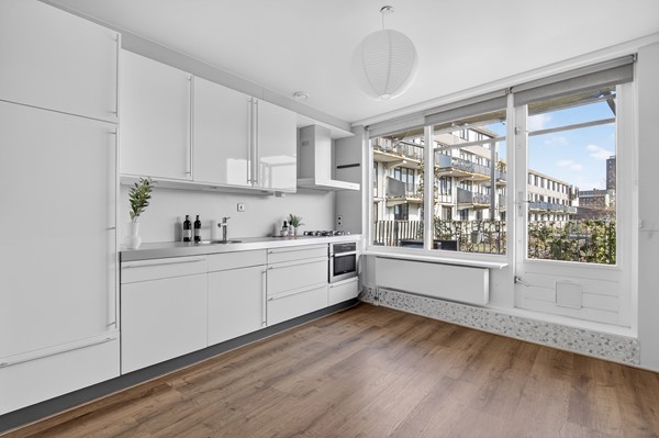 Medium property photo - Leuvenstraat 24, 1066 HC Amsterdam